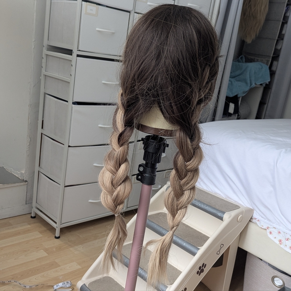 Ombre Brown and Blonde Wig 24-25", Synthetic - Picture 10 of 11